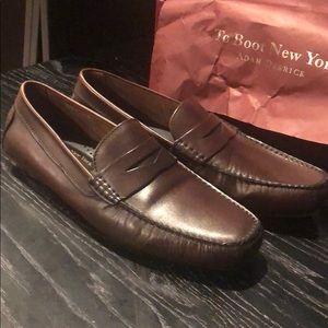 NEVER WORN Slip Ons from To Boot New York